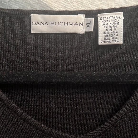 Dana Buchman XL beaded sleeve design black sweater -Excellent condition - Picture 2 of 9